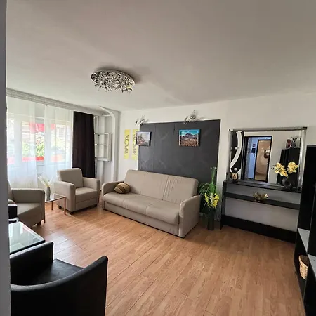 Hypnotic 1 Apartment