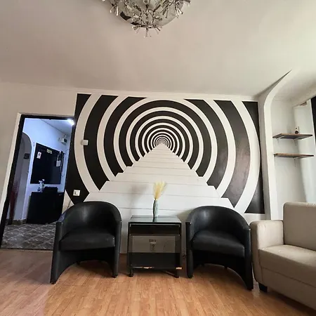 Hypnotic 1 Apartment *